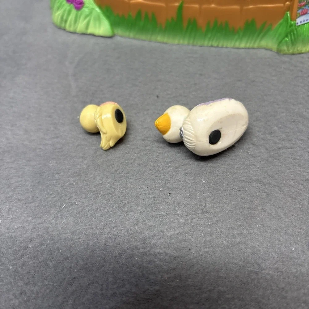 Swimming Ducklings With Pond Nest Littlest Pet Shop Set 1994 Kenner LPS